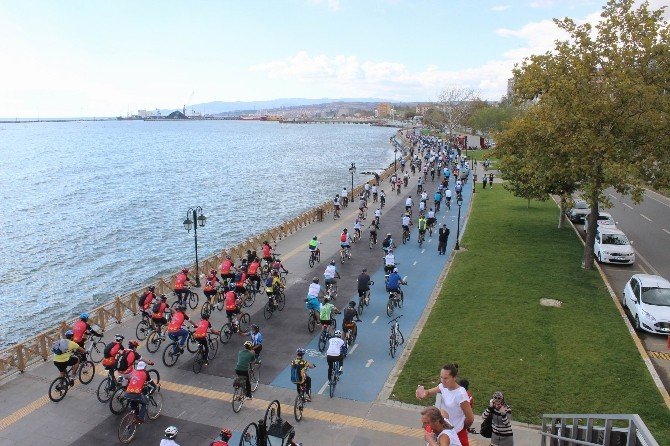 Binlerce bisikletçi ’Rodosto Bike’de buluştu