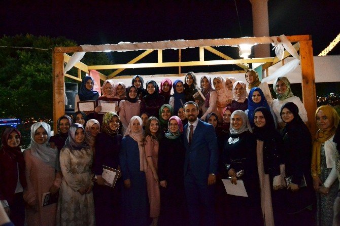 Tenzile Erdoğan Anadolu Kız İmam Hatip Lisesi Öğrencileri’nden Kutlu Nesil Projesi