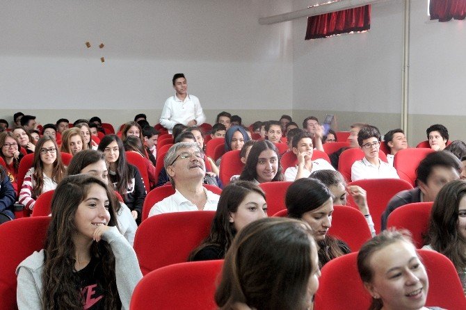 Kenan Yalçın Anadolu Lisesi’nde Yazar-öğrenci Buluşması