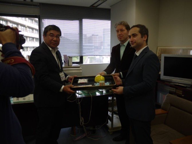 Zonguldaklı iş adamı Japon depremzedeleri yalnız bırakmadı