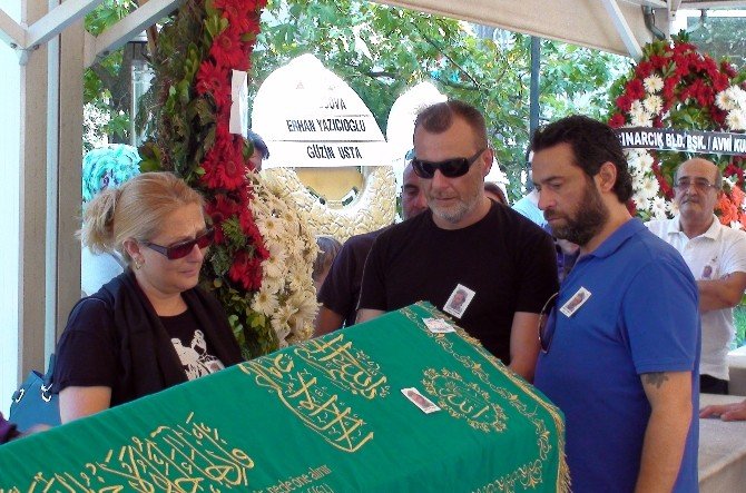 Tiyatro Ve Dizi Oyuncusu Nezih Tuncay Son Yolculuğuna Uğurlandı