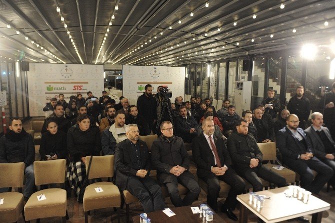 Erem Şentürk “O hilal büyük bir medeniyeti anlatıyor”