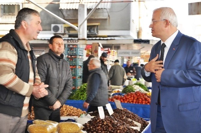 Başkan Görmez, İzmirlileri ilçenin Perşembe pazarına davet etti