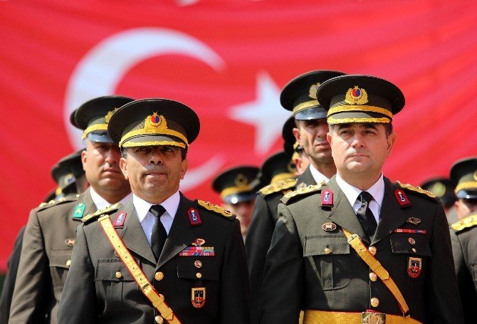 Bombalı saldırının yaşandığı Gaziantep’te Zafer Bayramı coşkusu