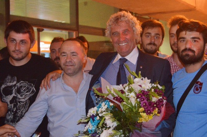 Trabzonspor taraftarı, Belçikalı efsane kaleci Jan Marie Pfaff’ı coşkuyla karşıladı