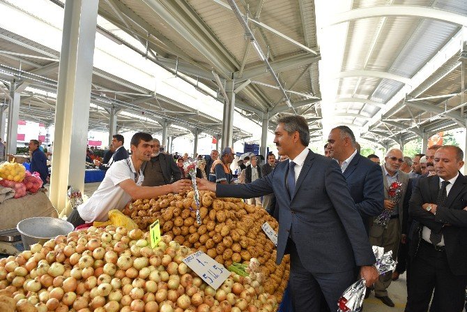 Turhal Modern Kapalı Pazar Yerine Kavuştu