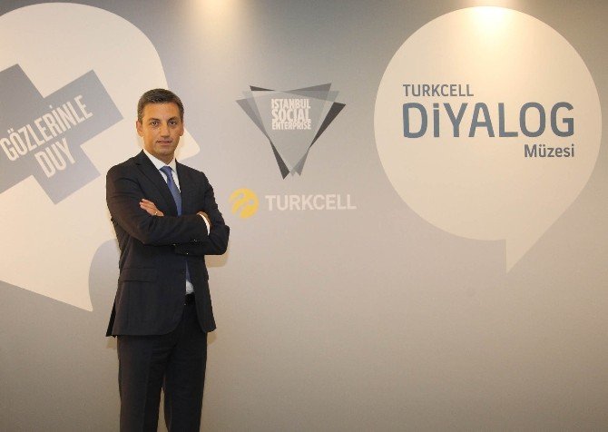 Turkcell’den Karanlıkta ve Sessizlikte Diyalog projesine destek