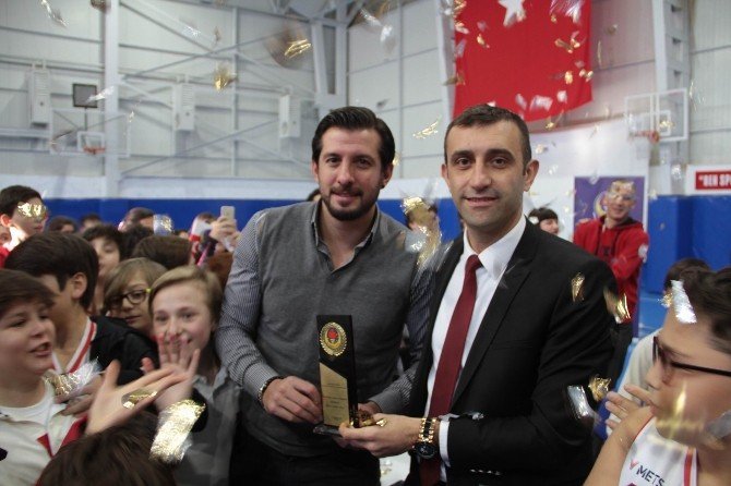 Kerem Tunçeri genç millileri değerlendirdi