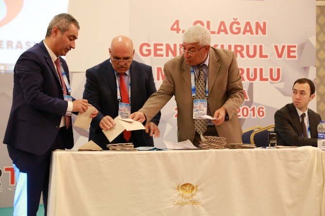 Türkiye Halter Federasyonu, Tamer Taşpınar ile yola devam dedi