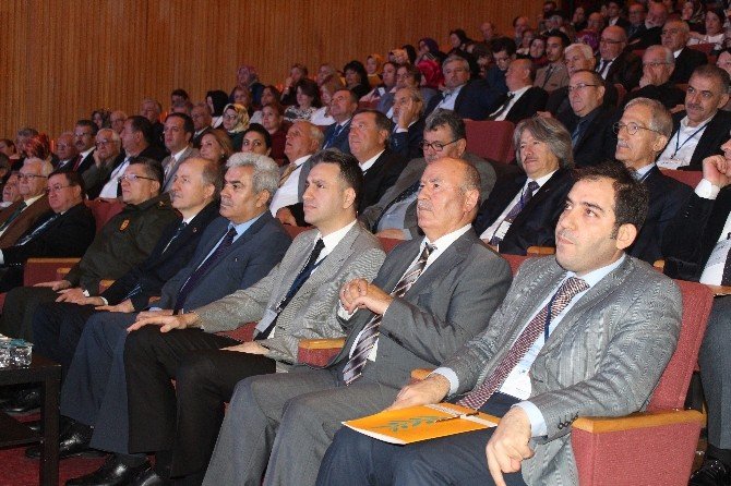 Zeytinburnu’nda Yerel Yönetişim ve Kent Konseyi Çalıştayı