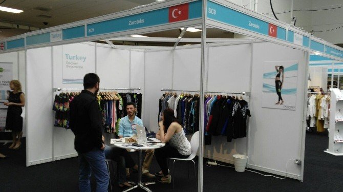 Londra’da Türk konfeksiyon ürünlerine Brexit’i unutturan yoğun ilgi