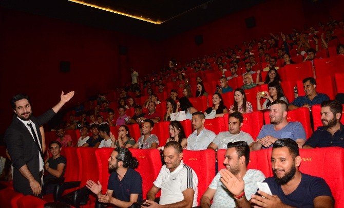 “1 Kezban 1 Mahmut Adana Yollarında” Filmine Özel Gösterim