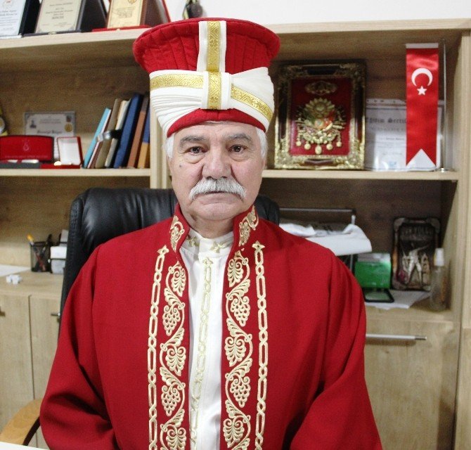 Uçak kazasında ölen Kızıl Ordu Korosu ile aynı sahneyi paylaştı