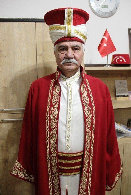 Uçak kazasında ölen Kızıl Ordu Korosu ile aynı sahneyi paylaştı