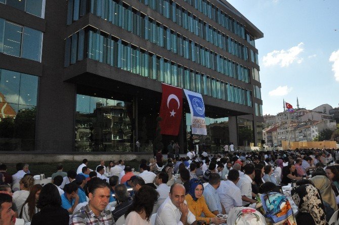 Üsküdar Belediyesi yeni hizmet binası hizmete açıldı