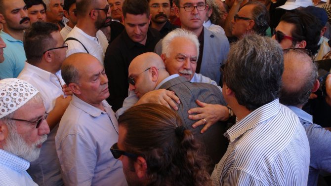 Yaşar Nuri Öztürk, son yolculuğuna uğurlandı (2)