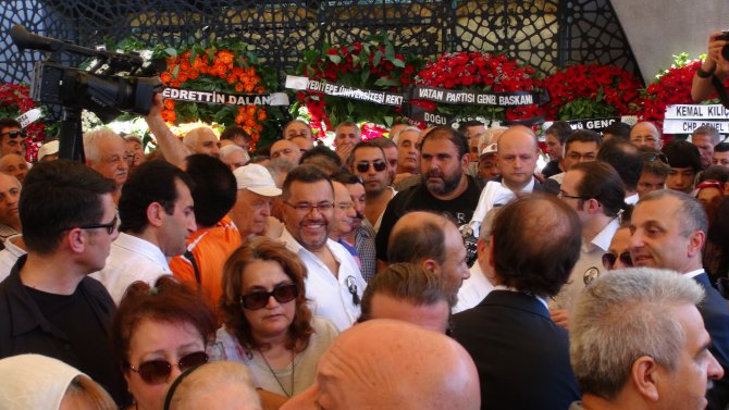 Yaşar Nuri Öztürk, son yolculuğuna uğurlandı (2)