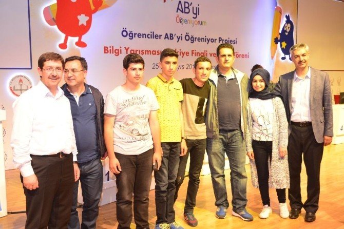 Vanlı Öğrenciler Türkiye Birincisi Oldu