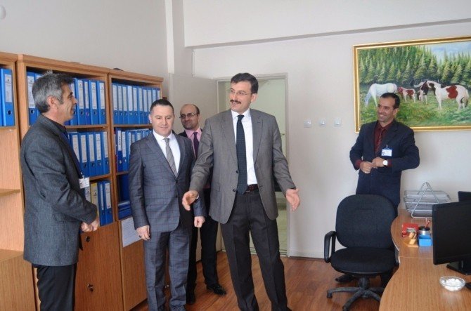 Aziziye Kaymakamı Zafer Öz’den veda ziyaretleri