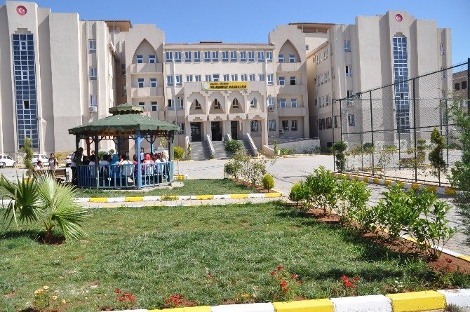 Viranşehir Kız Anadolu Lisesi Özel Okulları Geride Bıraktı