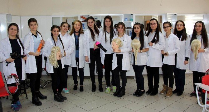 Bu okuldan mezun olan işsiz kalmıyor