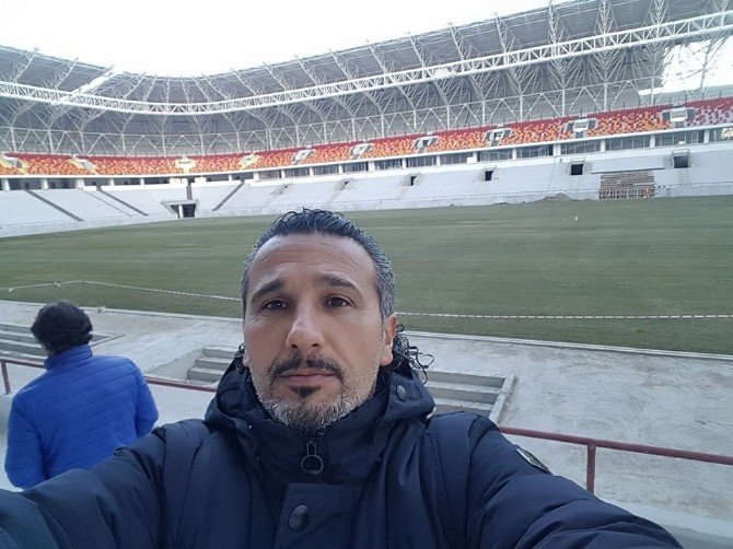 Yeni Malatyaspor teknik heyeti yeni stadı gezdi