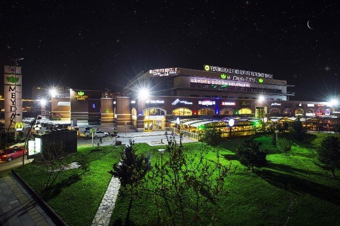 Batıkent’in parlayan yıldızı Meydan Batıkent AVM