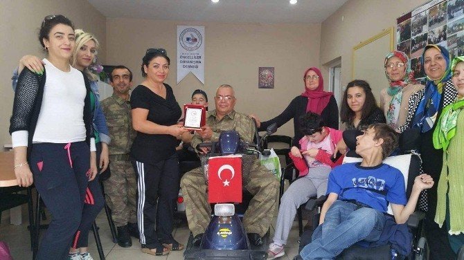 Avusturya Yetiş Bacım Derneğinden Bozüyük Engelliler Derneğine Ziyaret Ve Destek