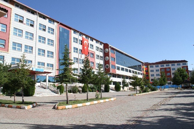 Yozgat’ta Özel Ergin Koleji Milli Emlak’a devredildi