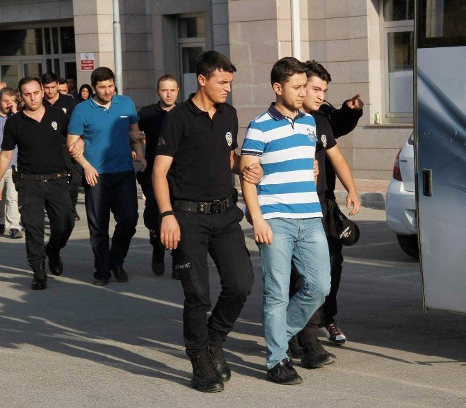Yozgat’ta FETÖ’den 11 emniyet mensubu tutuklandı