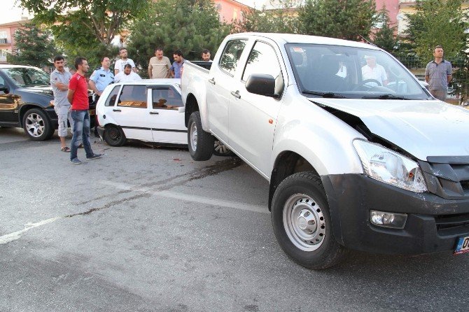Yozgat’ta zincirleme trafik kazası: 3 yaralı
