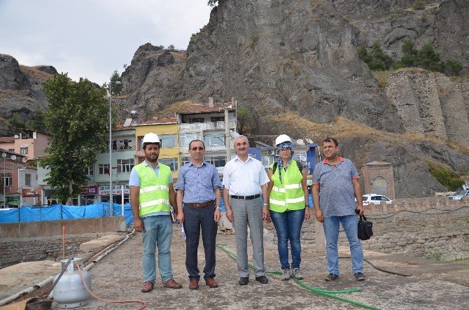 Başkan Karataş Koyunbaba Köprüsünde incelemelerde bulundu