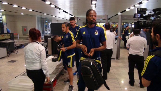 Fenerbahçe, kupa finali için Antalya'ya gitti