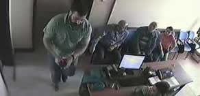 Başkanı makam odasında böyle vurdu...!!! 