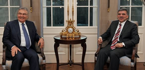 Abdullah Gül'den Baykal'a sitem