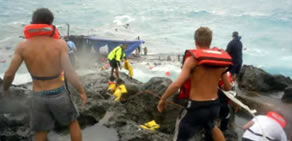 Mülteci taşıyan gemi böyle battı