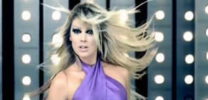 Petek Dinçöz - Sihirbaz (Yeni klip)